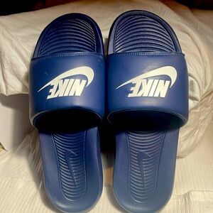 NIKE SLIDES, SIZE 14US, MENS, BLUE